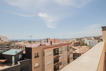 Bonito piso superior en Santa Catalina