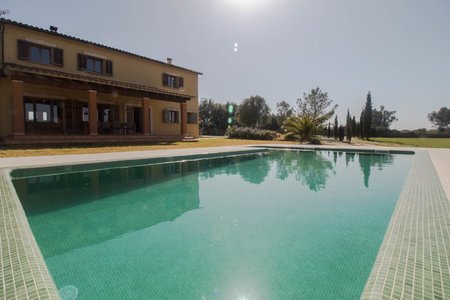Wunderschöne Villa mit Pool und grossem Garten in der Nähe von Inca