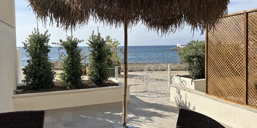 Studio med direkt tillgång till havet i Cala Nova