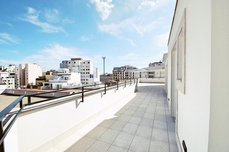 Helle Penthouse-Wohnung mit großer Terrasse