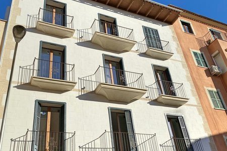 Neu sanierte, zentrale Wohnung