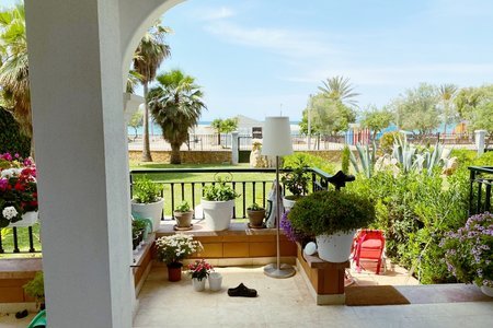 Planta baja con vistas al mar en la Ciudad Jardín