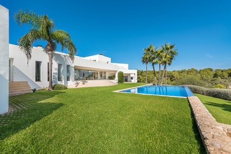 Minimalistische Villa in Sol de Mallorca