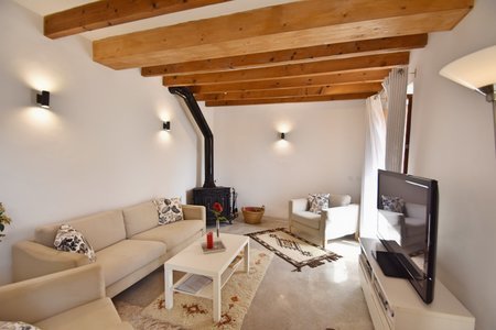 Charming town house in Sineu