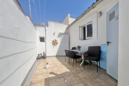Moderno apartamento en planta baja en Molinar