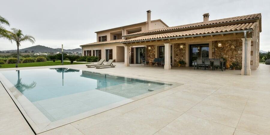 Stunning property with pool near Porreres