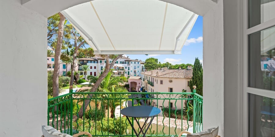 Helle Wohnung mit Meerblick in Illetas