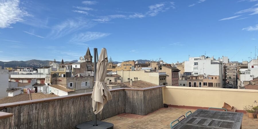 Bright penthouse apartment with terraces in the center of Palma
