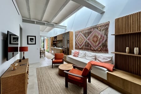 Modernt radhus med terrass i Santa Catalina