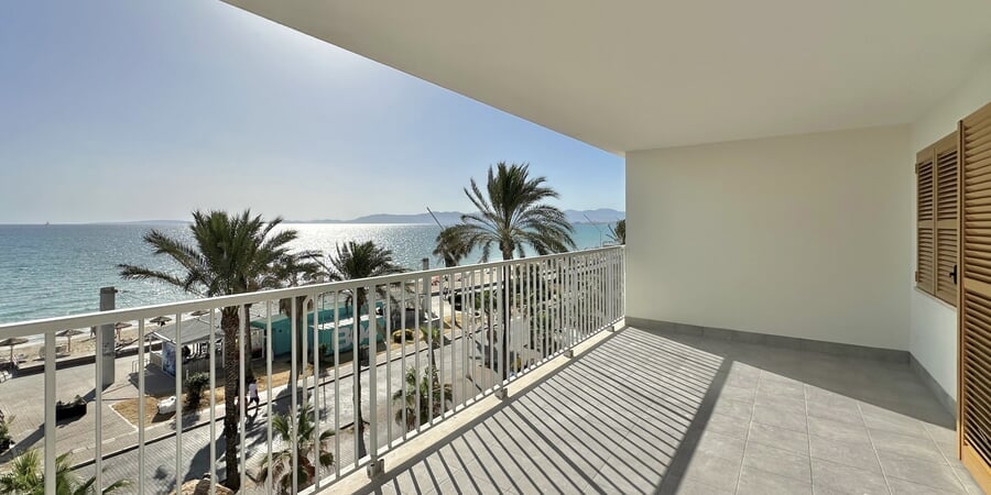 Renoverad lägenhet med havsutsikt i Playa de Palma