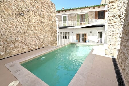 Wunderschönes Steinhaus mit Pool in Caimari