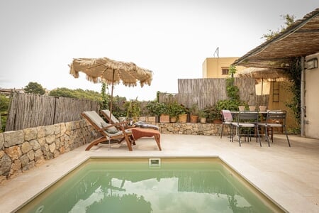 
		
							
		
					Charming village house with private pool in Genova
		
	