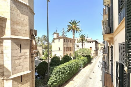 
		
							
		
					Stunning modern duplex in La Lonja Palma
		
	