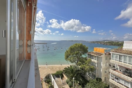Schönes Apartment mit Meerblick und direktem Strandzugang in Portals Nous