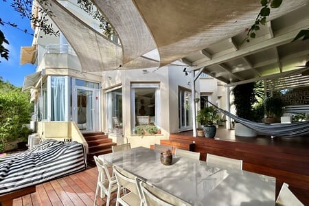 
		
							
		
					Stylish ground floor apartment with garden in Cas Catala
		
	